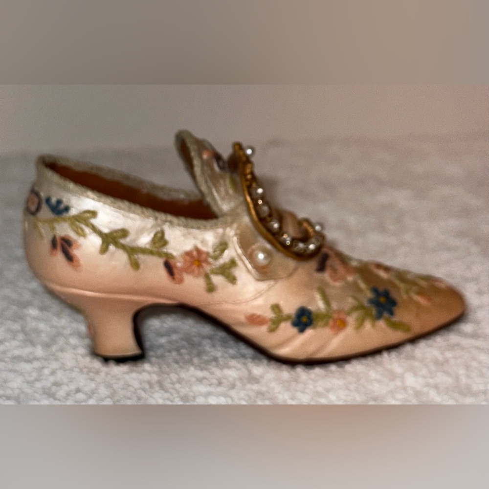 Just the Right Shoe. Miniature Martha Washington Wedding Shoe.